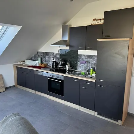 Wunderschoene Und Helle Apartment Buettelborn
