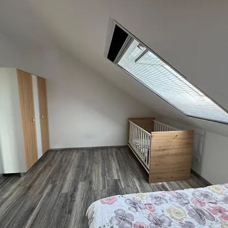 Wunderschoene Und Helle Apartment