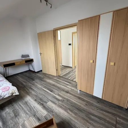 Wunderschoene Und Helle Büttelborn