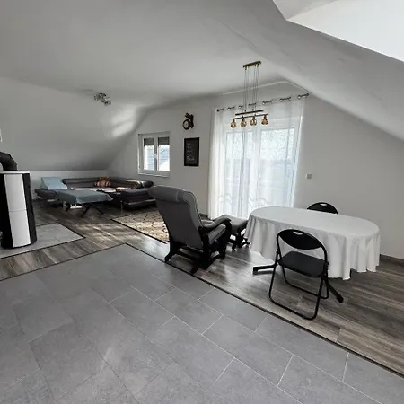 Apartment Wunderschoene Und Helle