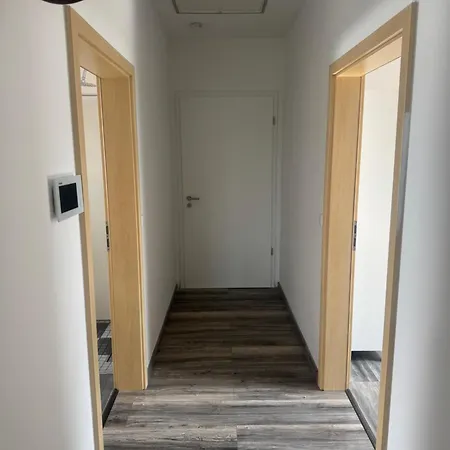 Wunderschoene Und Helle *